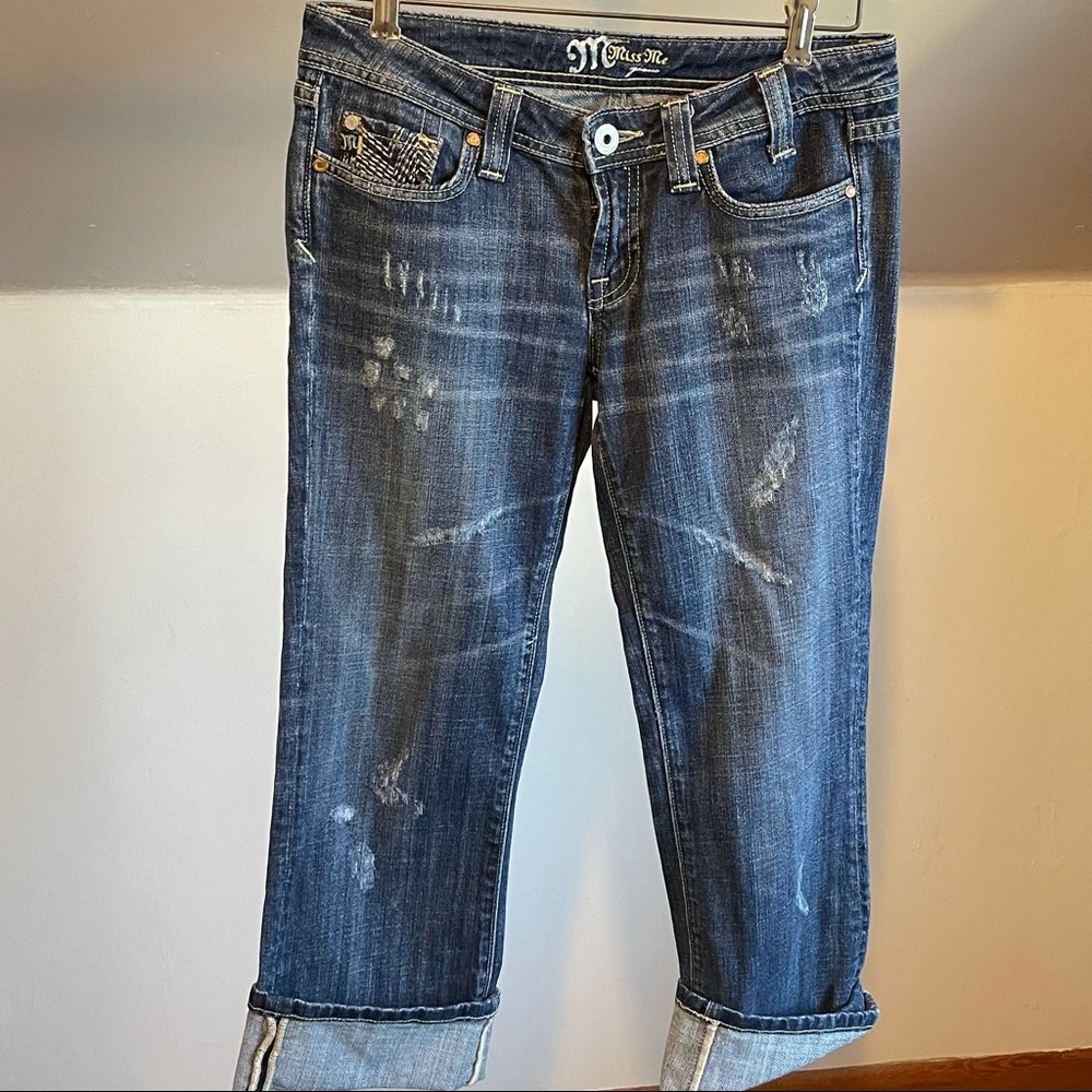 Miss Me Distressed Crop Jeans Size 28